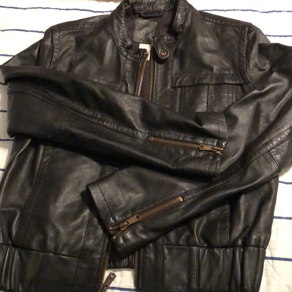 Gap genuine leather jacket. Size small.